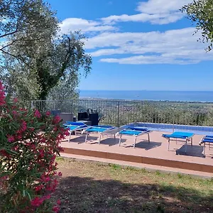 casa-sarticola.it-tuscanyhotel.com/