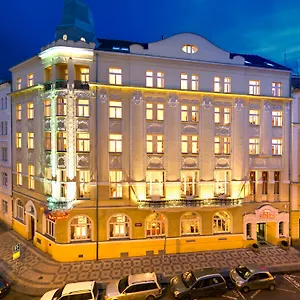 https://theatrino.praguehotelsweb.com