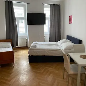 Easybook-in Szálloda