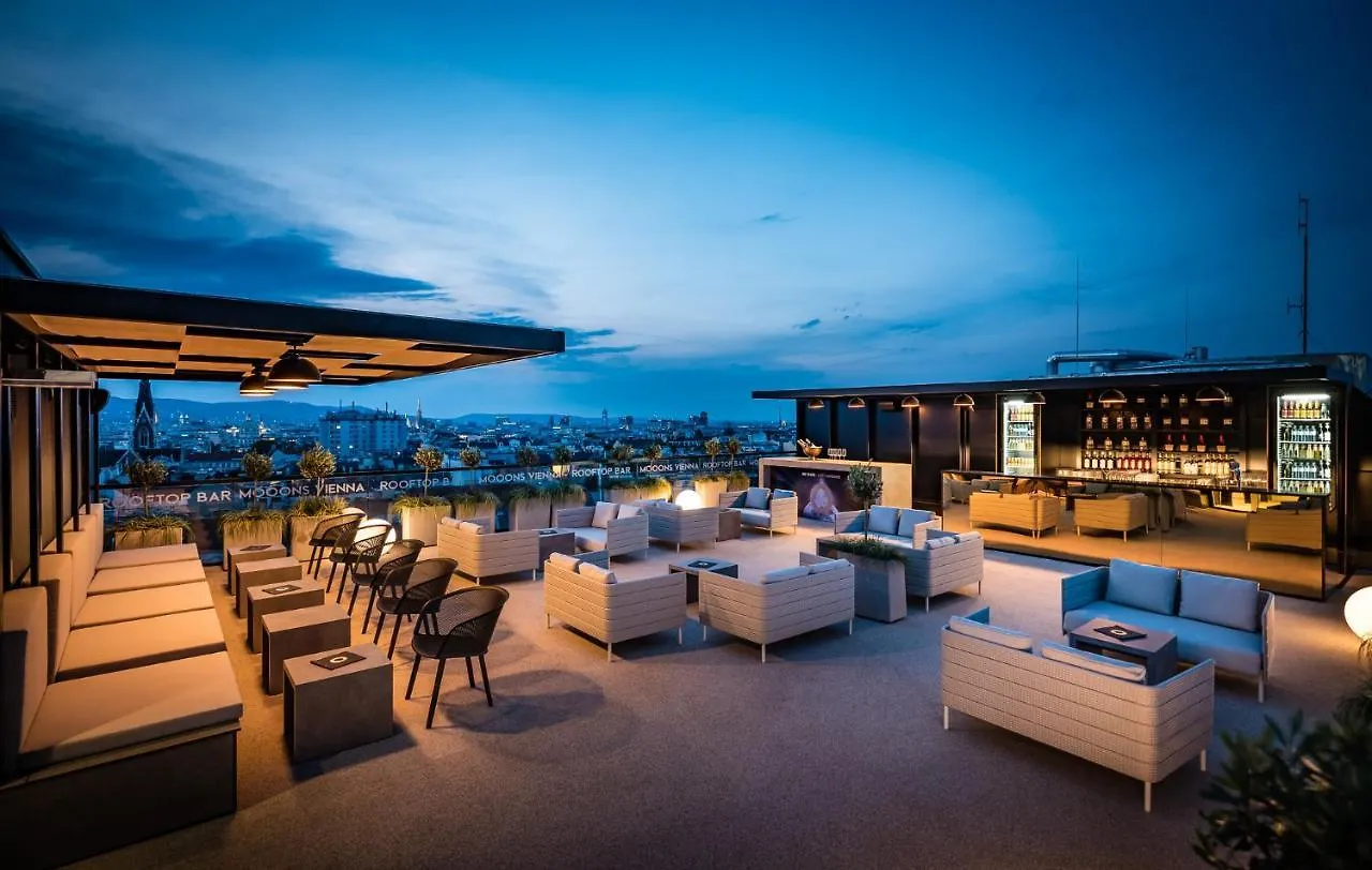 Mooons Vienna Hotel 4*,